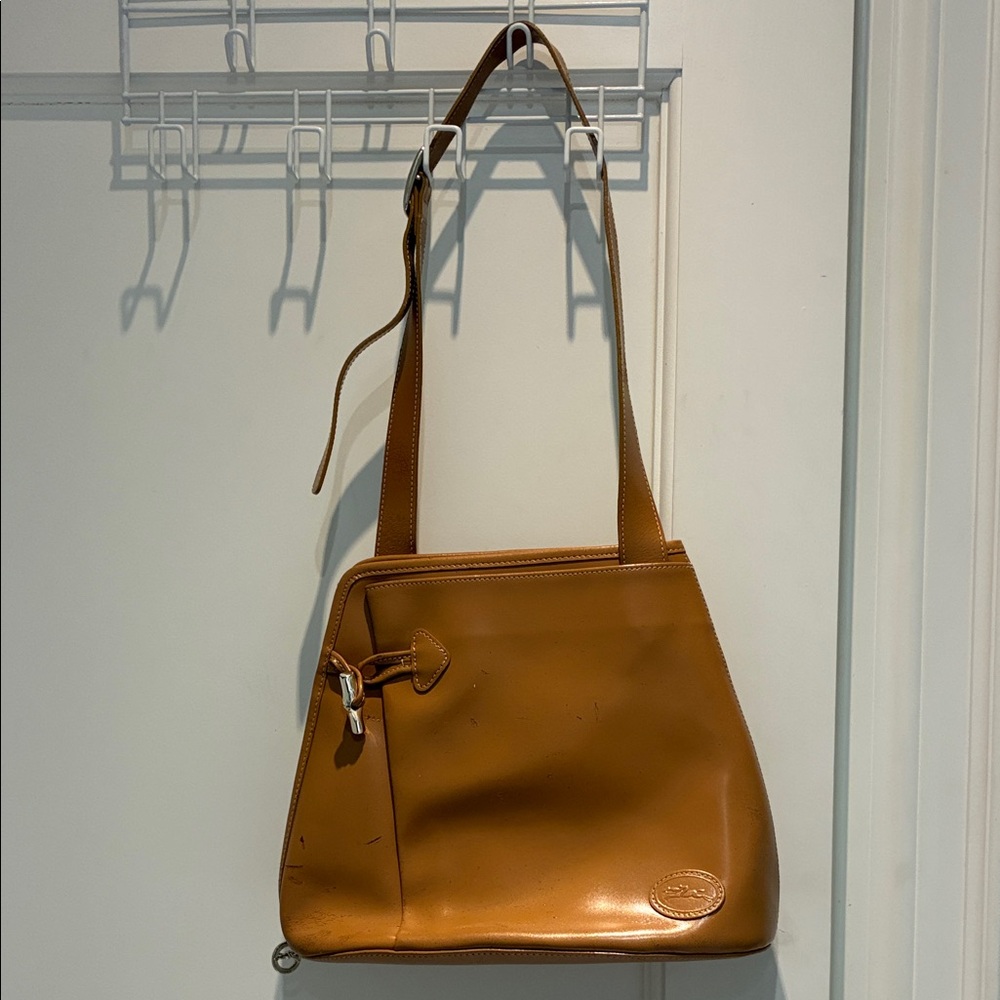 Longchamp Leather Shoulder Bag. 👝